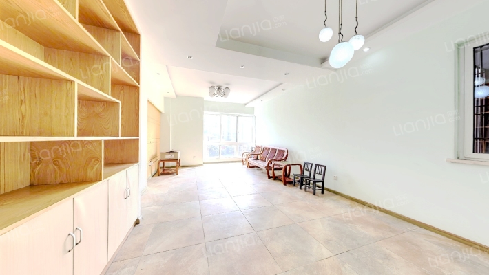 石油龙脊小区二手房实景图