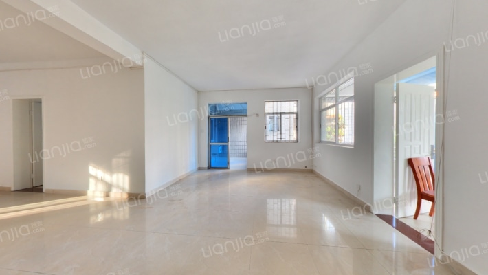 海王小区二手房实景图