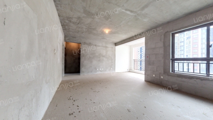 天籁福巴黎之春二手房实景图