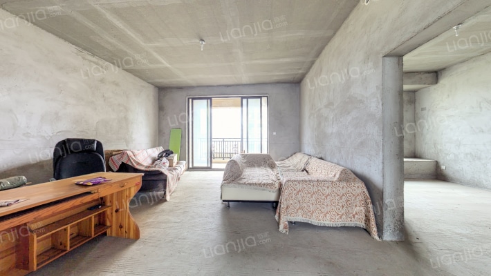 新华御湖庄园二手房实景图