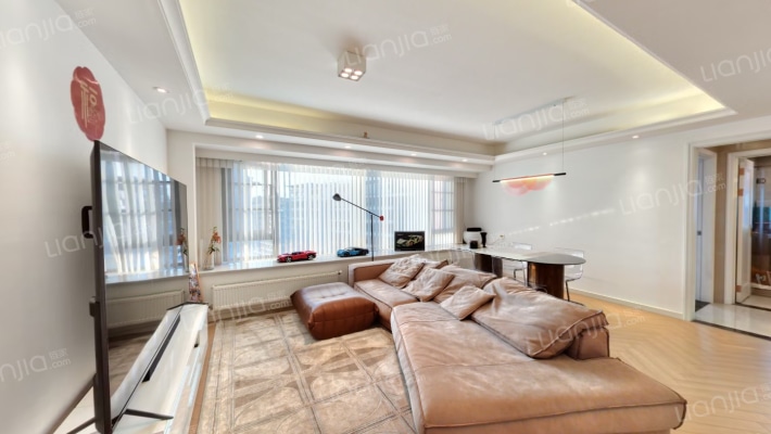 溪谷岚湾二手房实景图