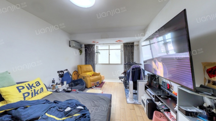 新亚公寓二手房实景图