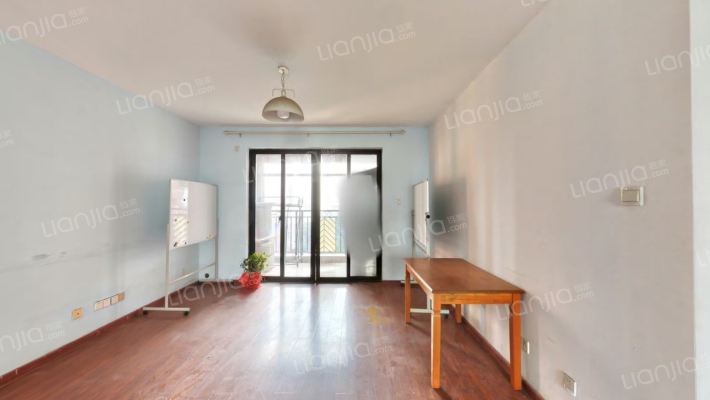 高速滨湖时代广场二手房实景图