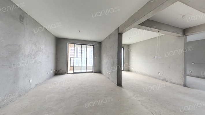 国投凤凰汇聚龙府二手房实景图