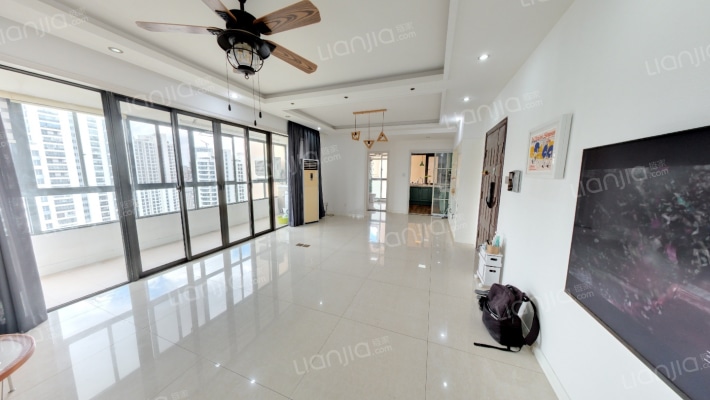 日月光伯爵大地鼎耀花园二手房实景图