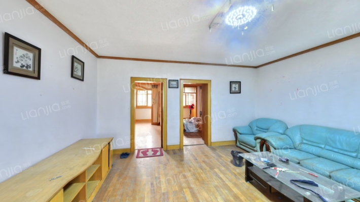 新成花园二手房实景图