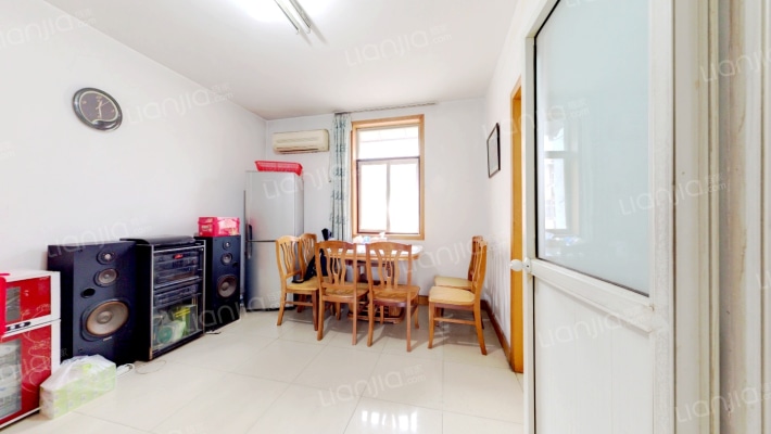 华电一宿舍二手房实景图