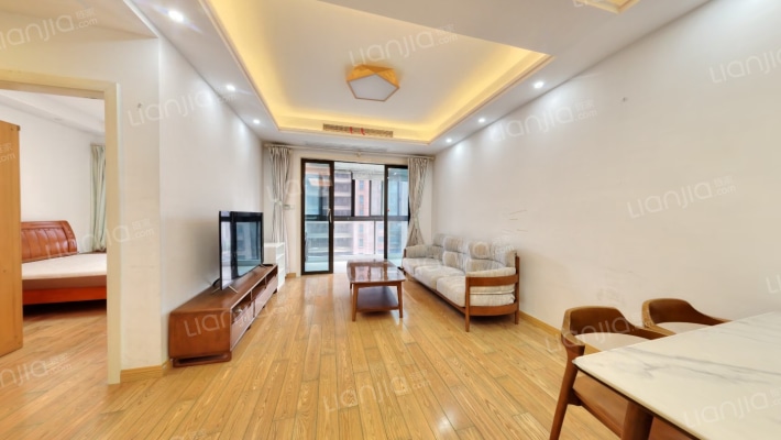 年华里二手房实景图