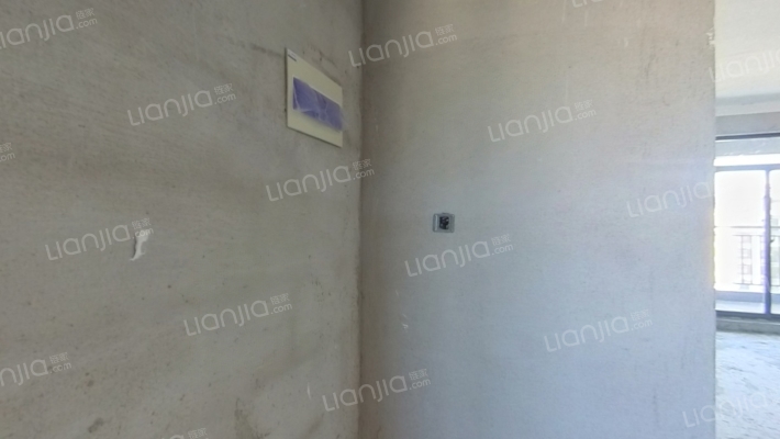 水润尚院二手房实景图