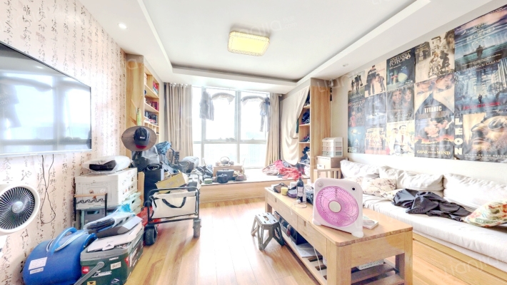 国展中心广场二手房实景图