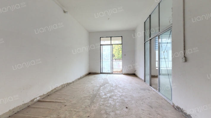 民发世界城学院派二手房实景图