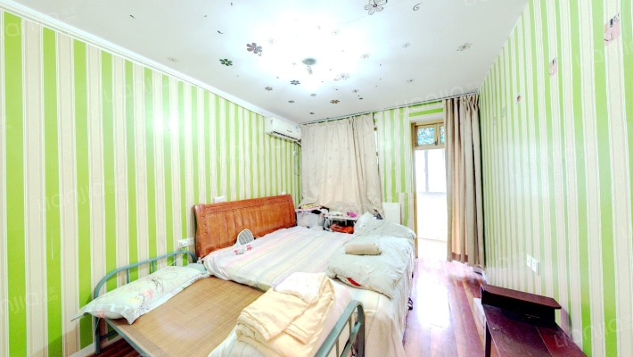 迎凤社区南区二手房实景图