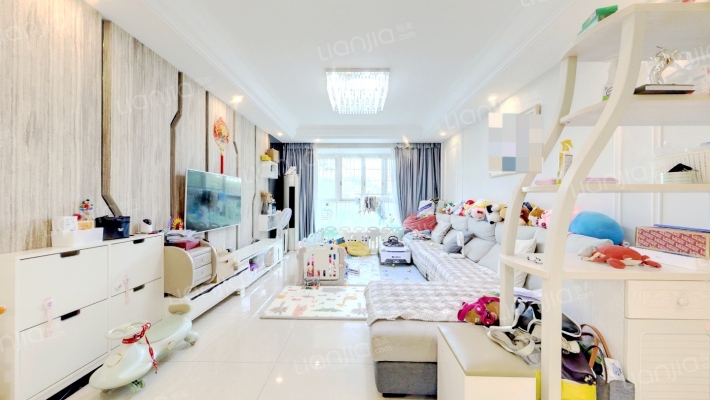 春天雅庭二手房实景图