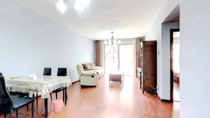 世纪俊园二手房实景图