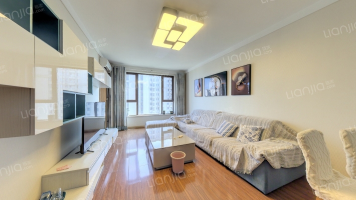 业主好沟通，房子精装修，家具家电齐全，可拎包入住-客厅