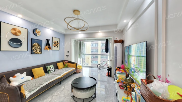 金科中心二手房实景图