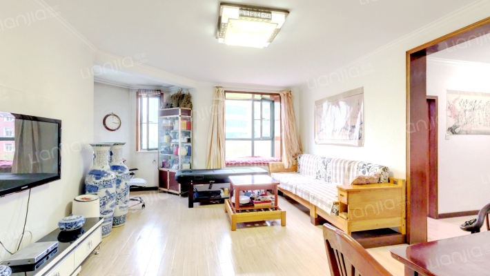 玉河街16号院二手房实景图