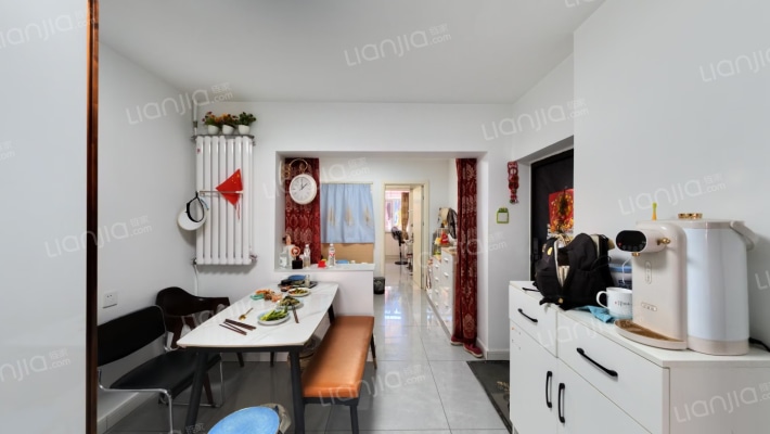 建材城东一里中院二手房实景图