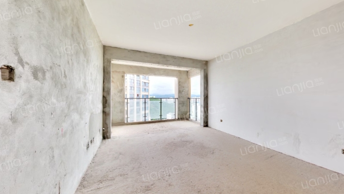 佰盛隆湖盛璟二期二手房实景图