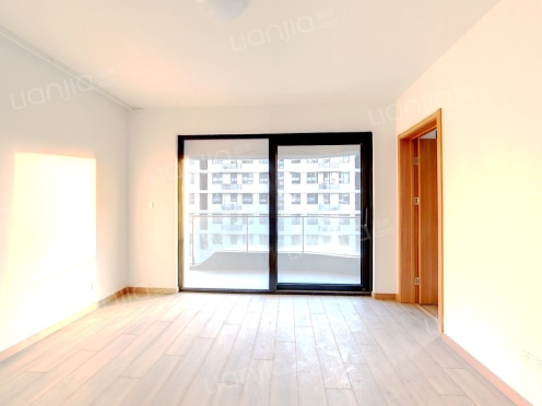 整租·金昌白鹭凤林 4室2厅 南