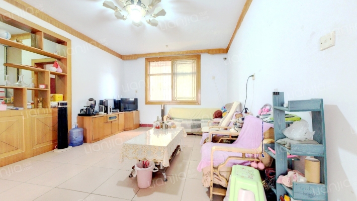 纺织品家属院二手房实景图