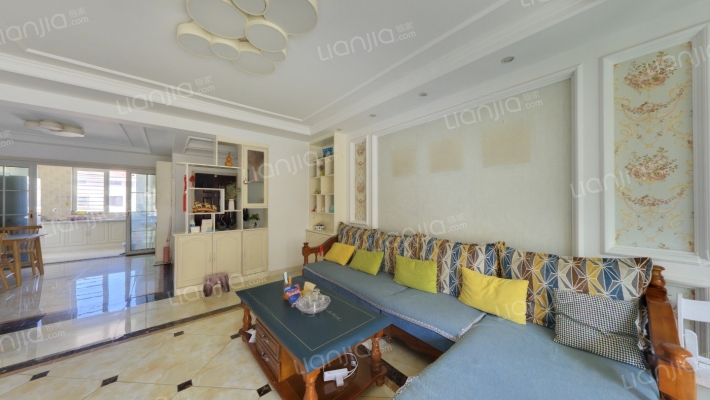 蓝堡湾一期艺镜天柱社区二期二手房实景图