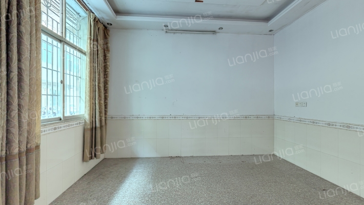 源溪湖沿畈安置区二手房实景图