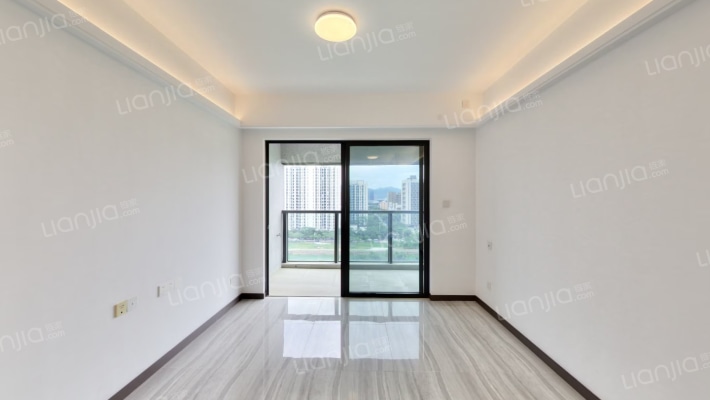 仁恒河滨花园二手房实景图