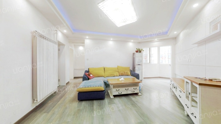 城南春天二手房实景图