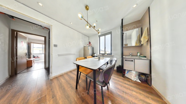 油车场散盘二手房实景图