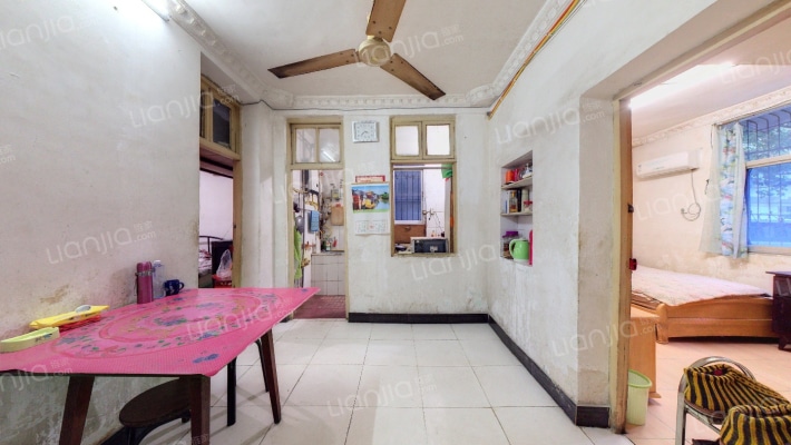 二药厂宿舍二手房实景图