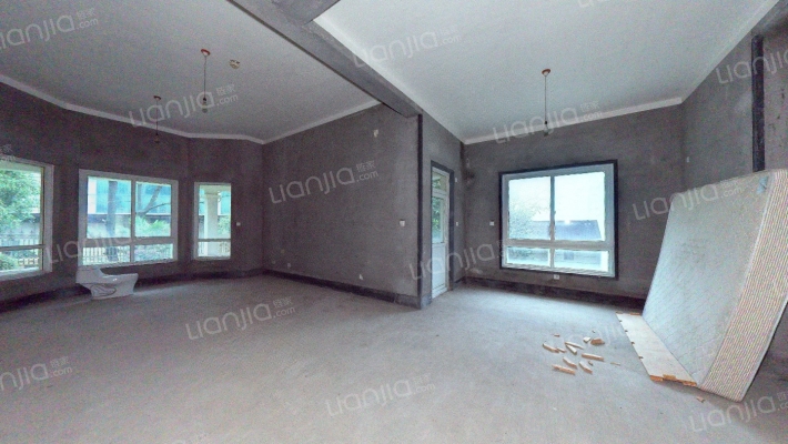 维多利亚庄园二手房实景图