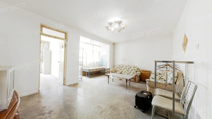 井岗新村小区二手房实景图