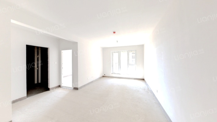 世茂璀璨天城二手房实景图