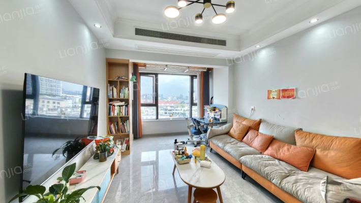 上景东方二手房实景图