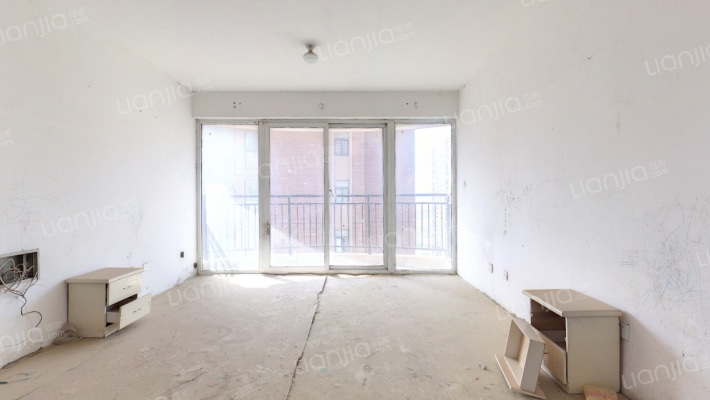 天怡佳苑二期二手房实景图