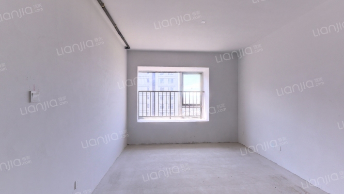 荣宁嘉园一组团二手房实景图