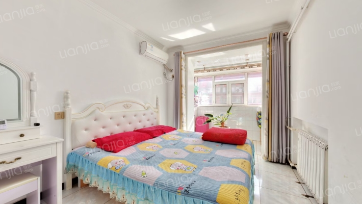 银通小区铁三局宿舍东院二手房实景图