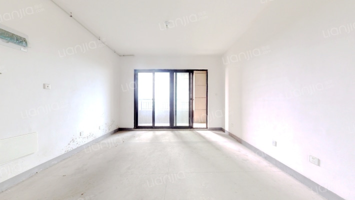 太湖东岸花园二手房实景图