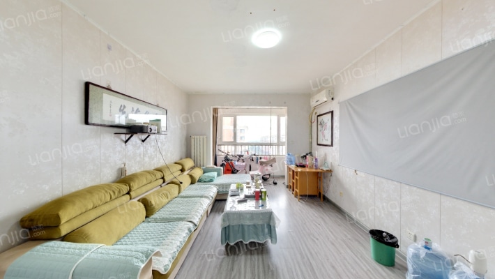 隆泰家园东区二手房实景图