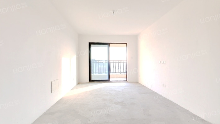 昕月溪商业广场二手房实景图