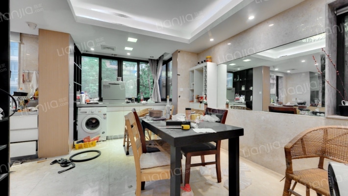 万家花园家和苑二手房实景图