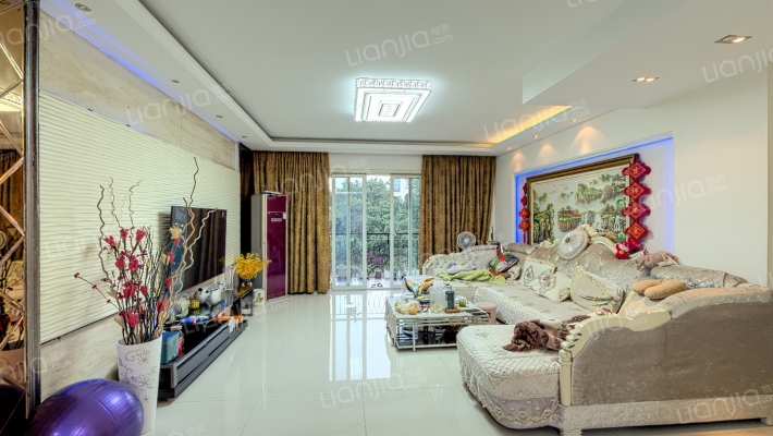 山语间二手房实景图