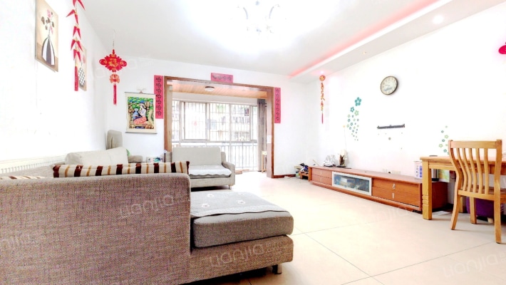 天怡山景二手房实景图