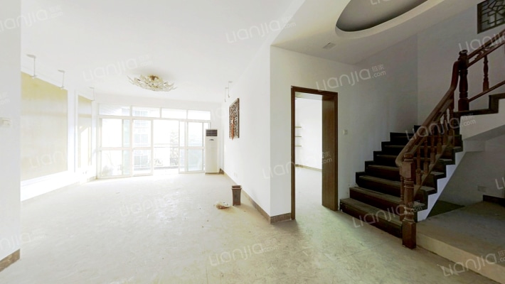 高新苑二手房实景图