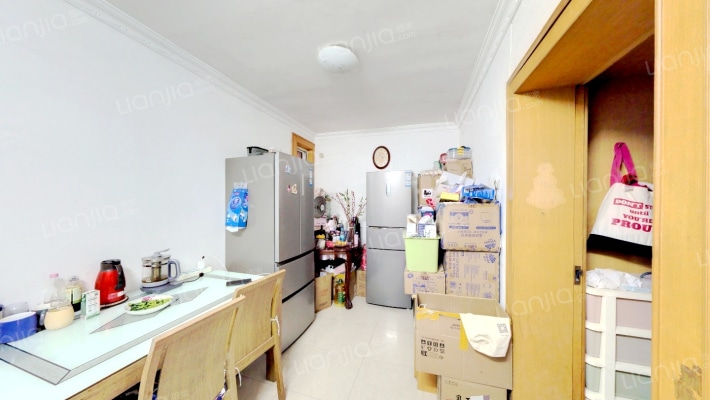 梅陇十一村二手房实景图