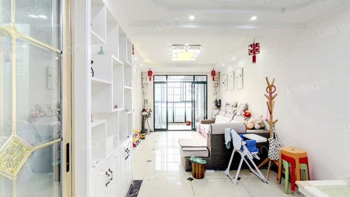 丽阳雅居二手房实景图