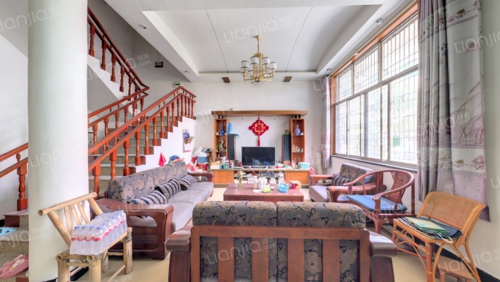 花果山路二手房实景图