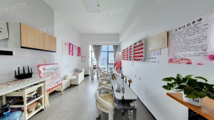 先河瞰都二手房实景图