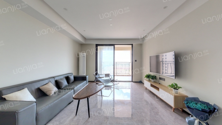 万科翡翠心湖二手房实景图